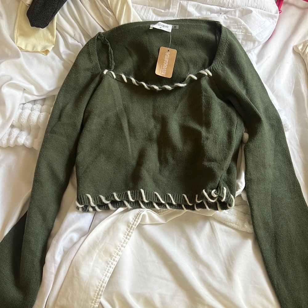 Vestique sweater